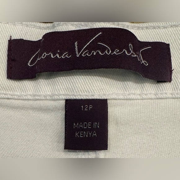 Gloria Vanderbilt Denim Capri Skimmers Women’s Size 12 Petite White Embellished - Picture 5 of 10